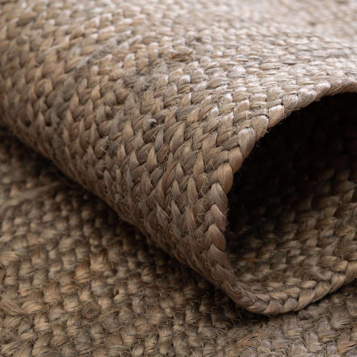 305 x 244 Braided Jute
