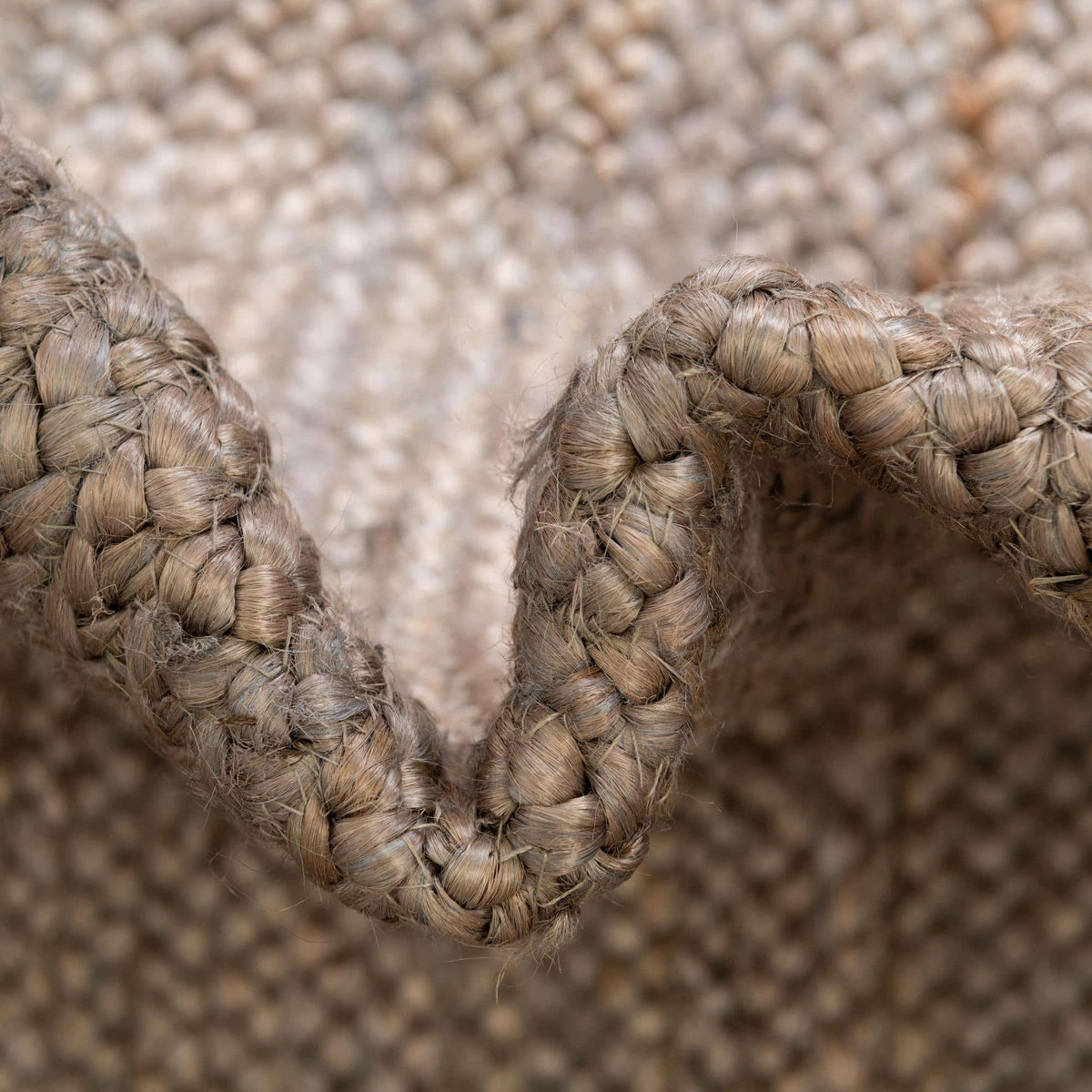275 x 365 Braided Jute