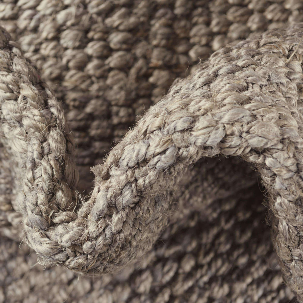 183 x 274 Chunky Jute