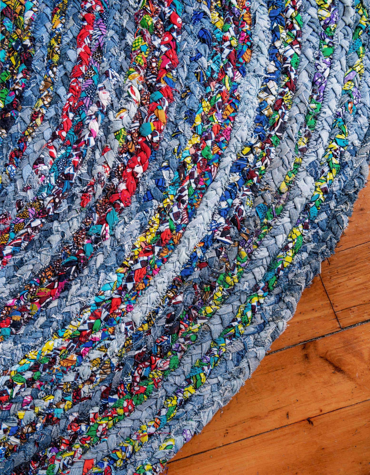 152 x 244 Braided Chindi