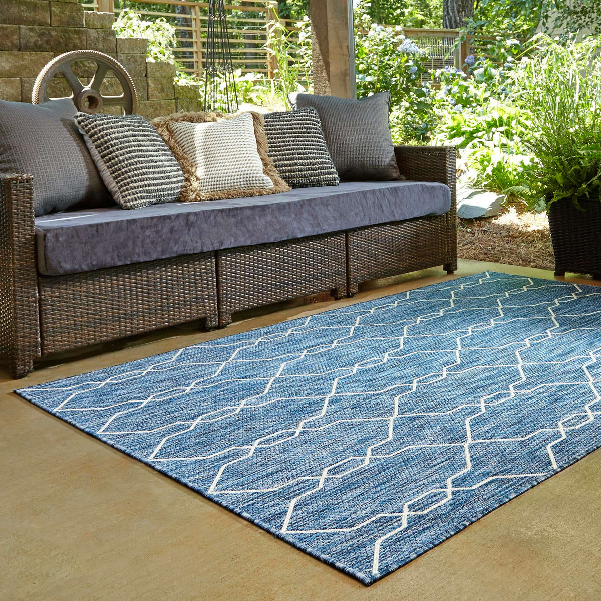 122x183 Outdoor Trellis