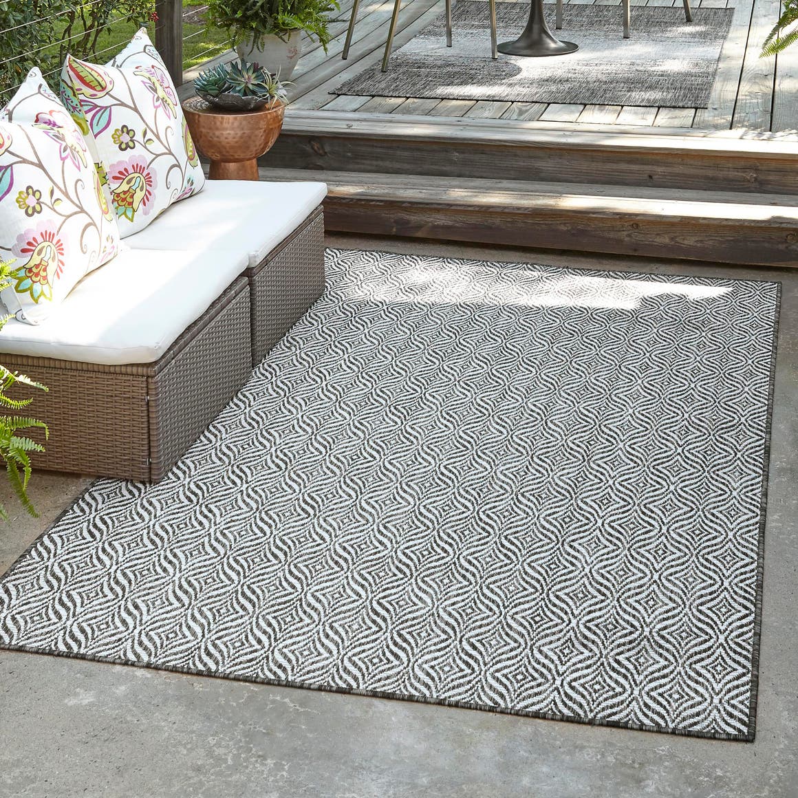213x305 Outdoor Trellis