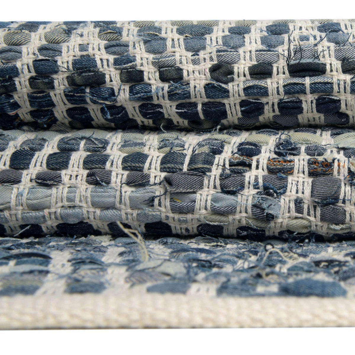 213 x 305 Chindi Chevron