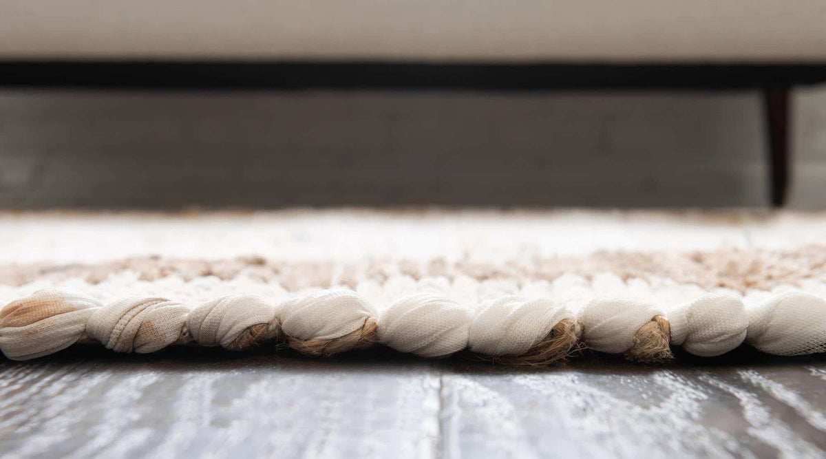 305 x 427 Chindi Jute