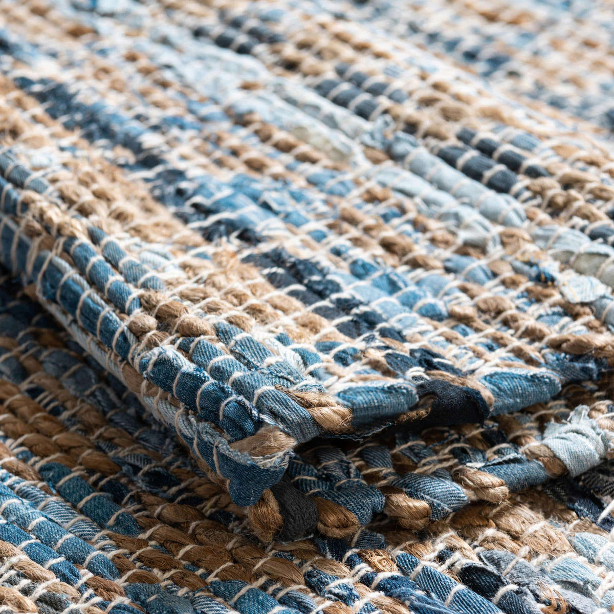 213x305 Chindi Juta