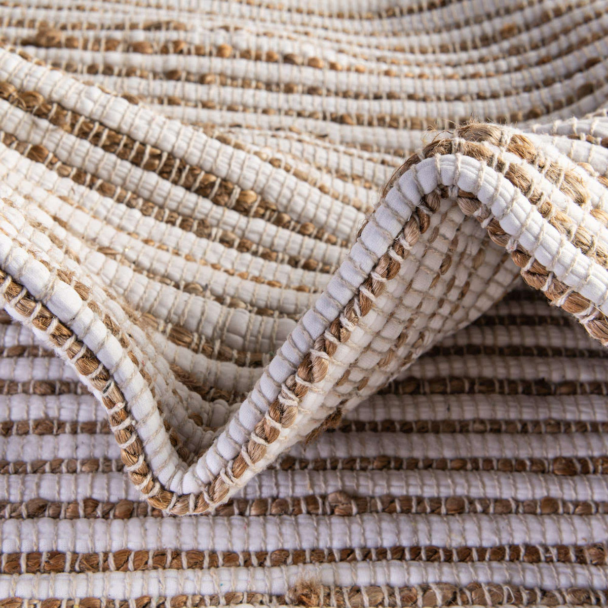 244 x 335 Chindi Jute