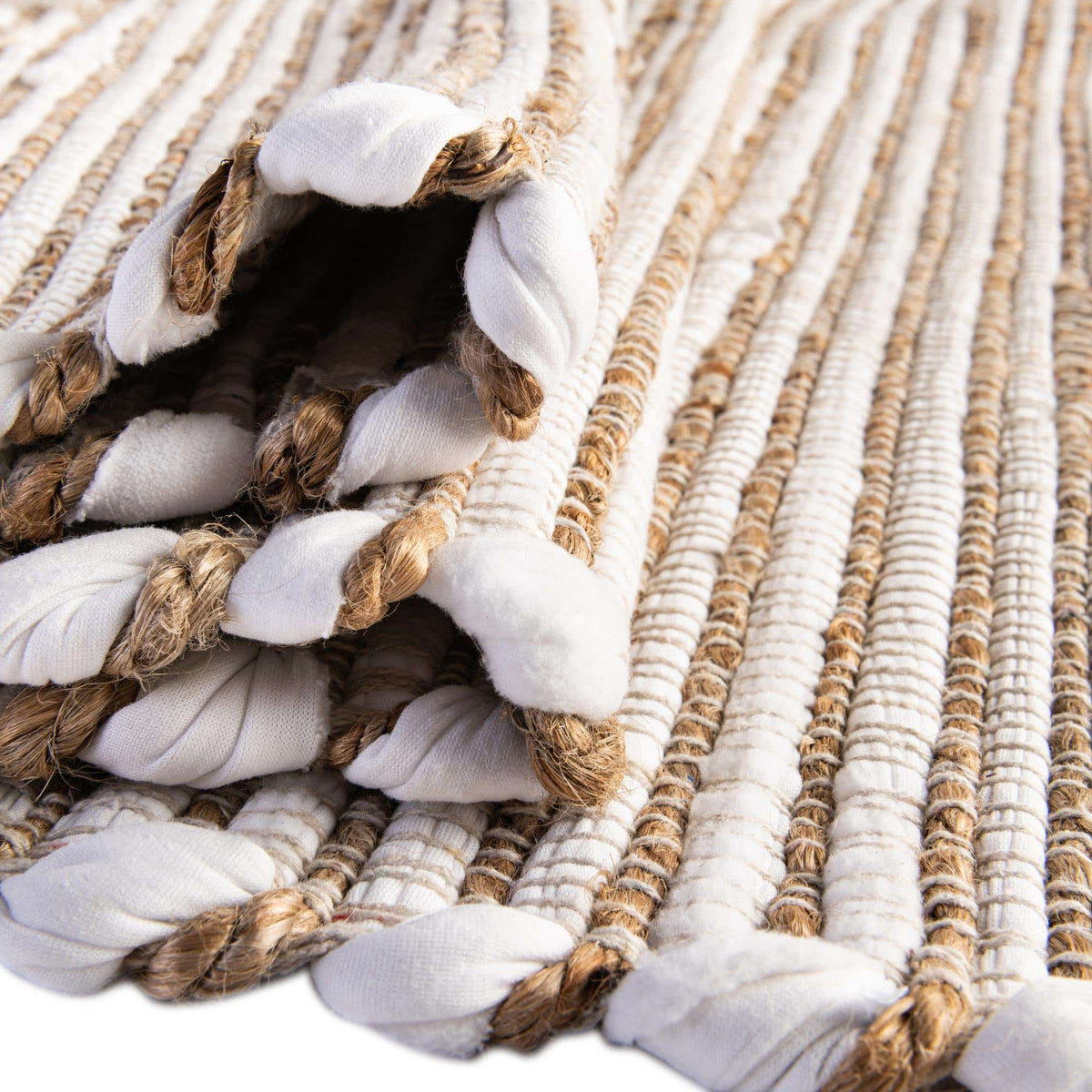 244 x 335 Chindi Jute
