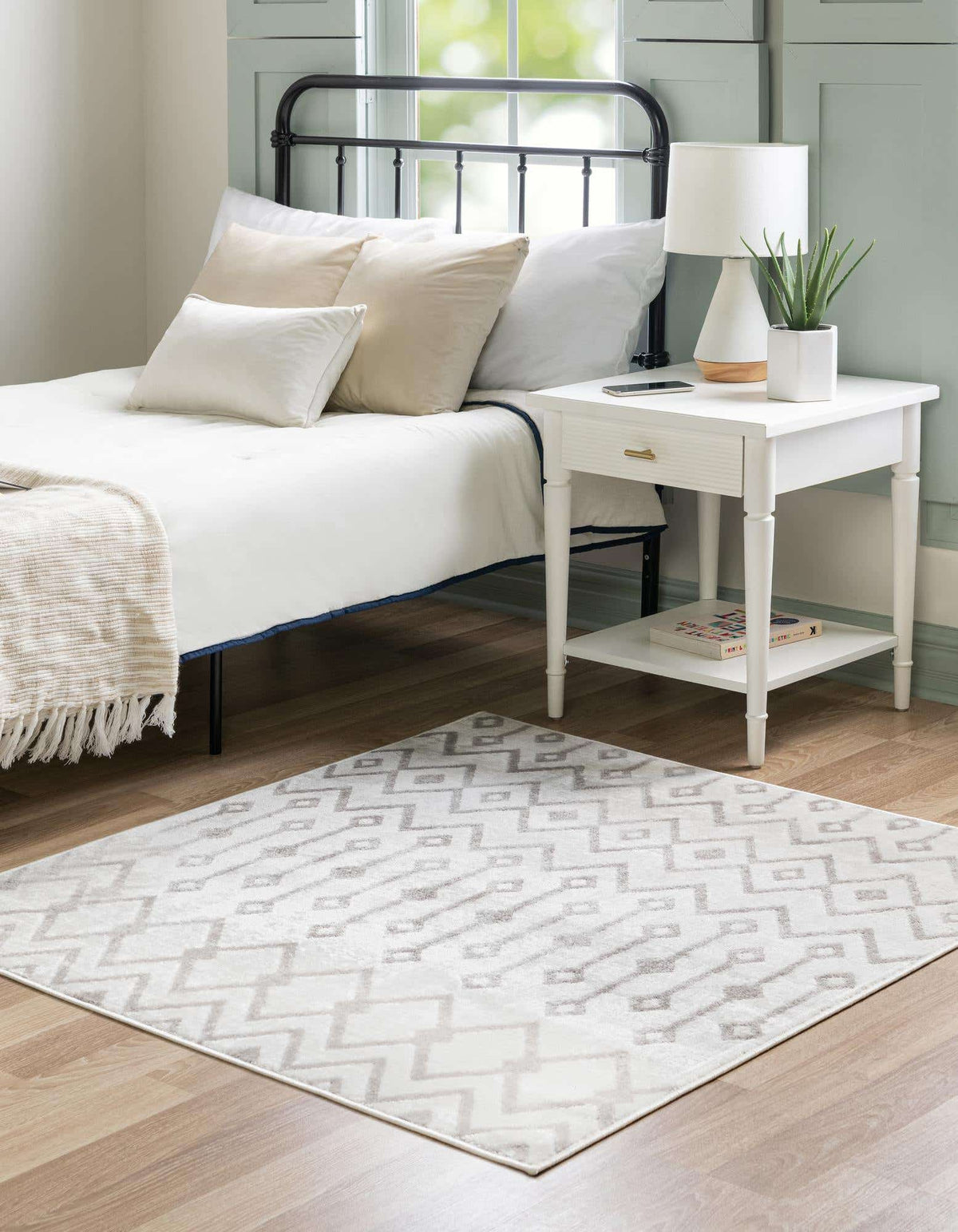 239x239 Bohemian Trellis