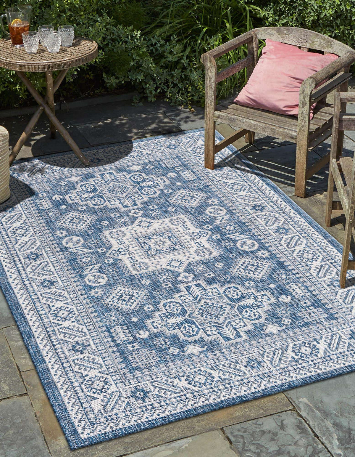 396x305 Outdoor Aztec