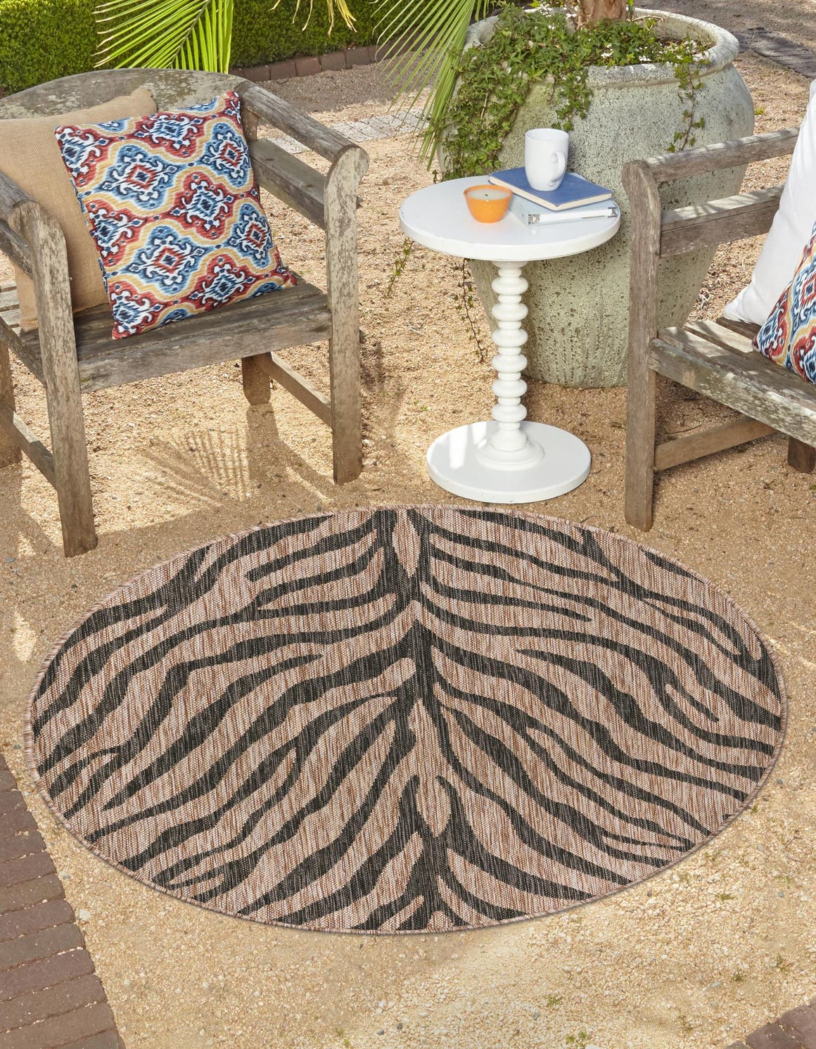 122x122 Outdoor Safari