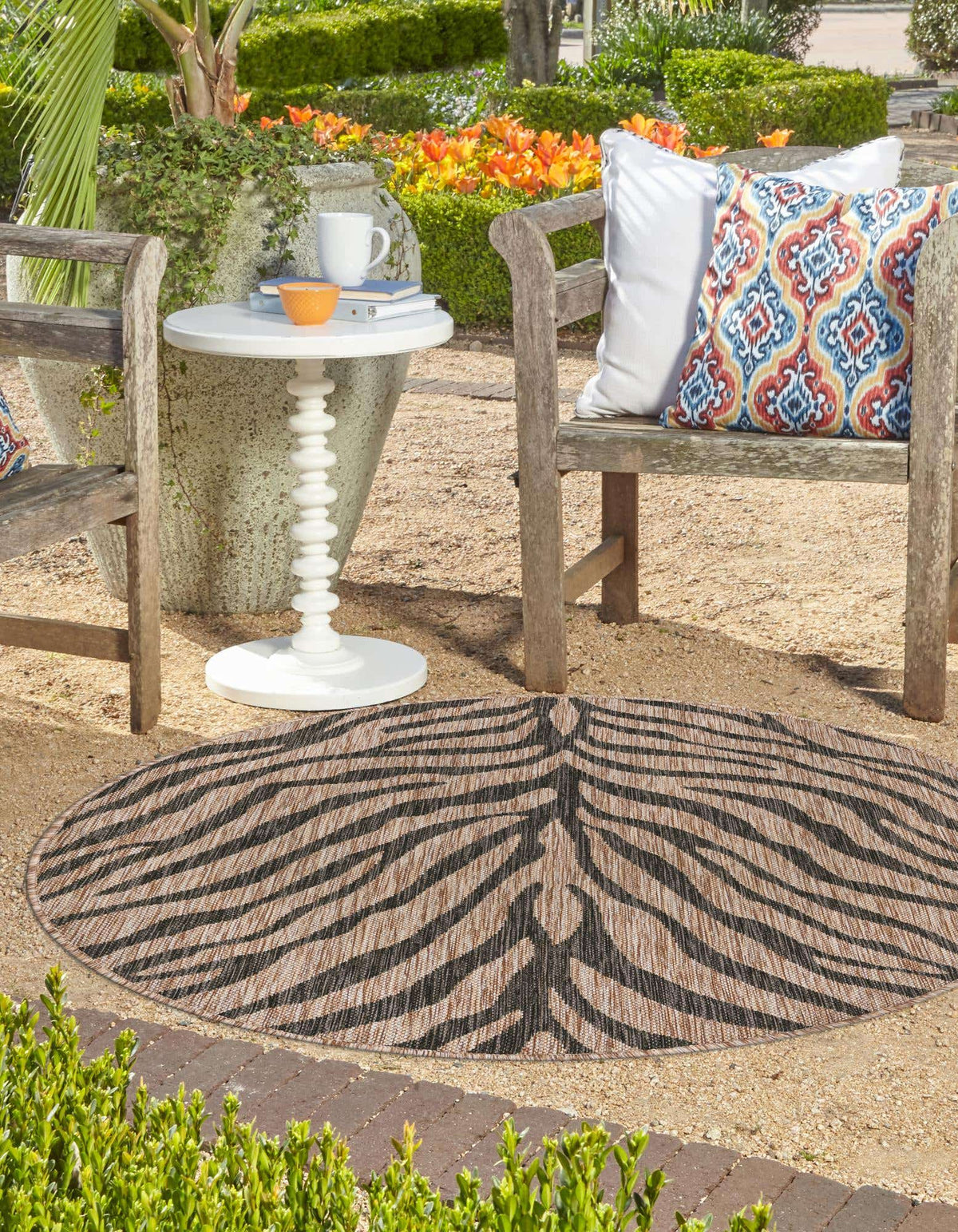 122x122 Outdoor Safari