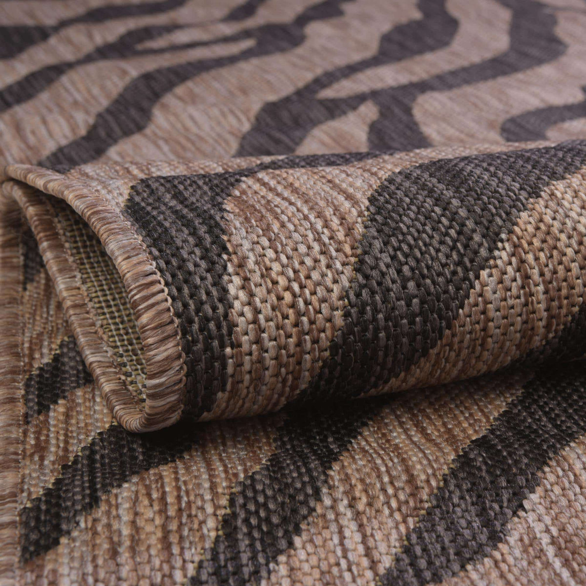 122x122 Outdoor Safari