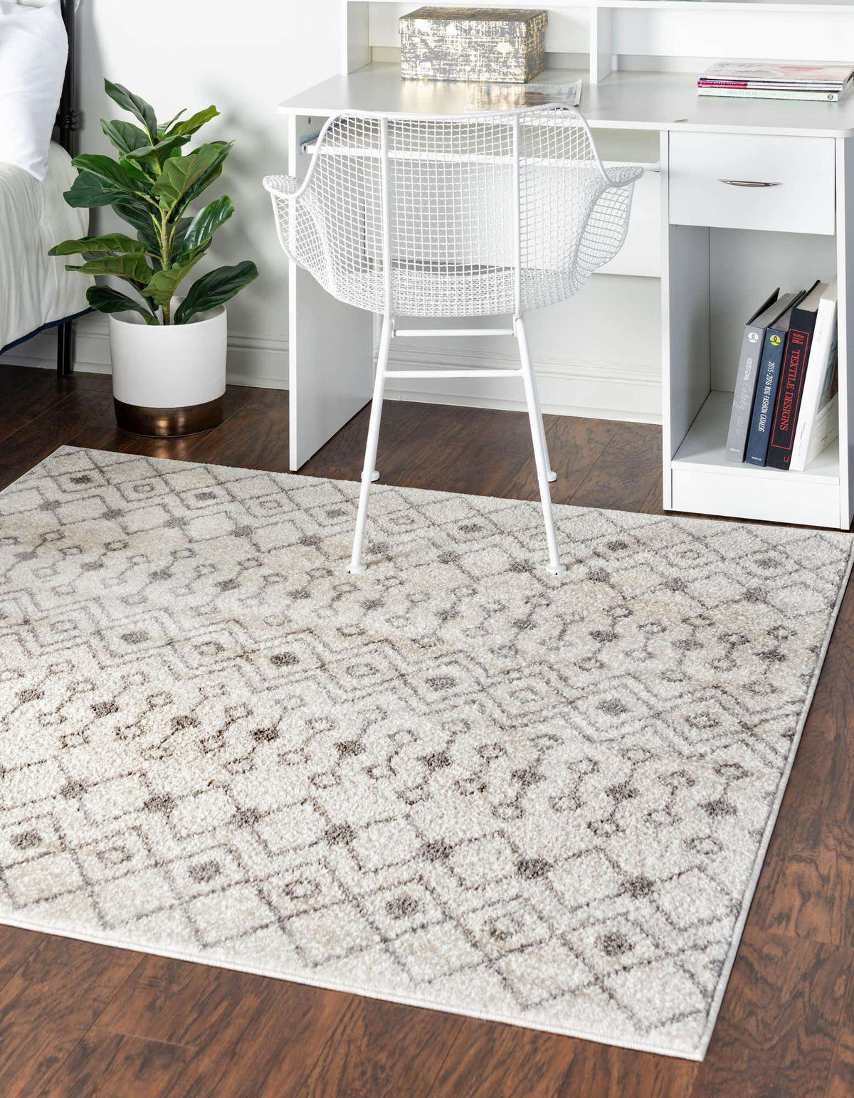 305x305 Moroccan Trellis
