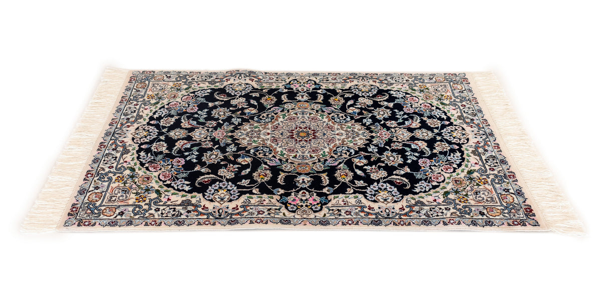 121 x 81 Nain 6 La mit Seide