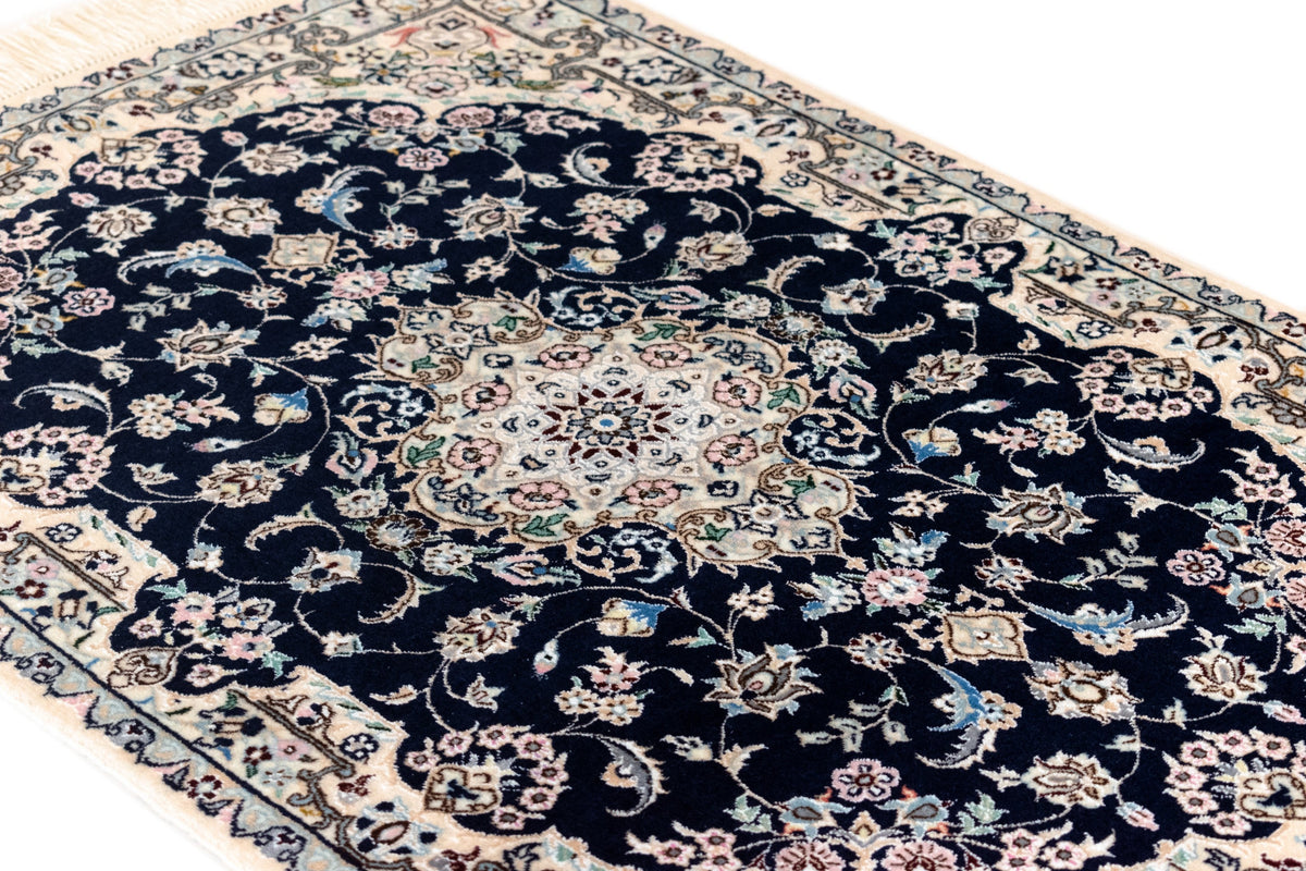118 x 80 Nain 9 la mit Seide