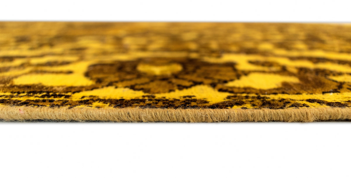 279 x 189 Vintage Royal