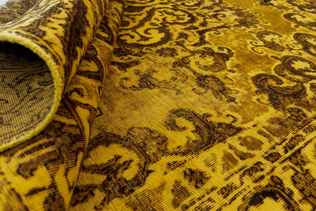 279 x 189 Vintage Royal
