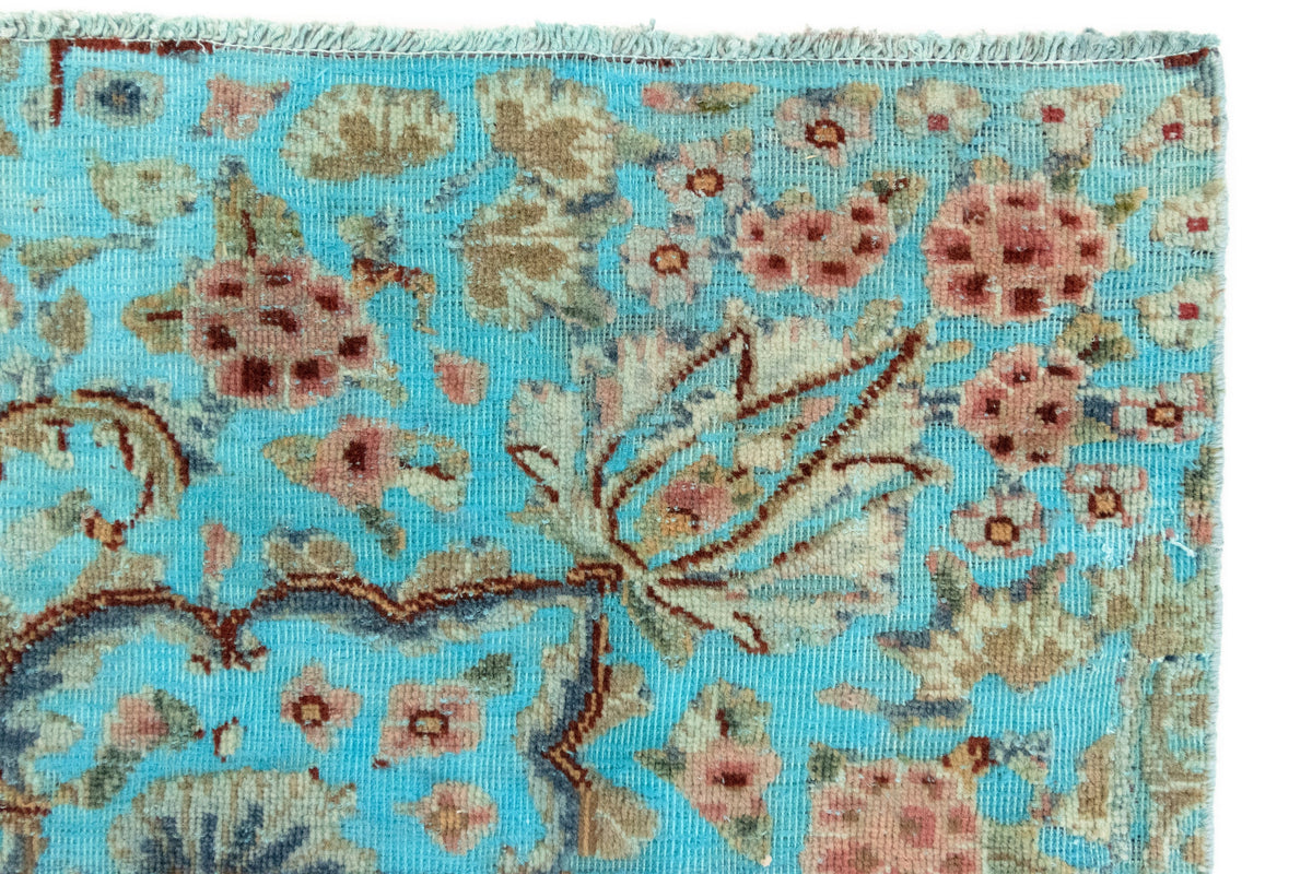 378 x 274 Vintage Royal