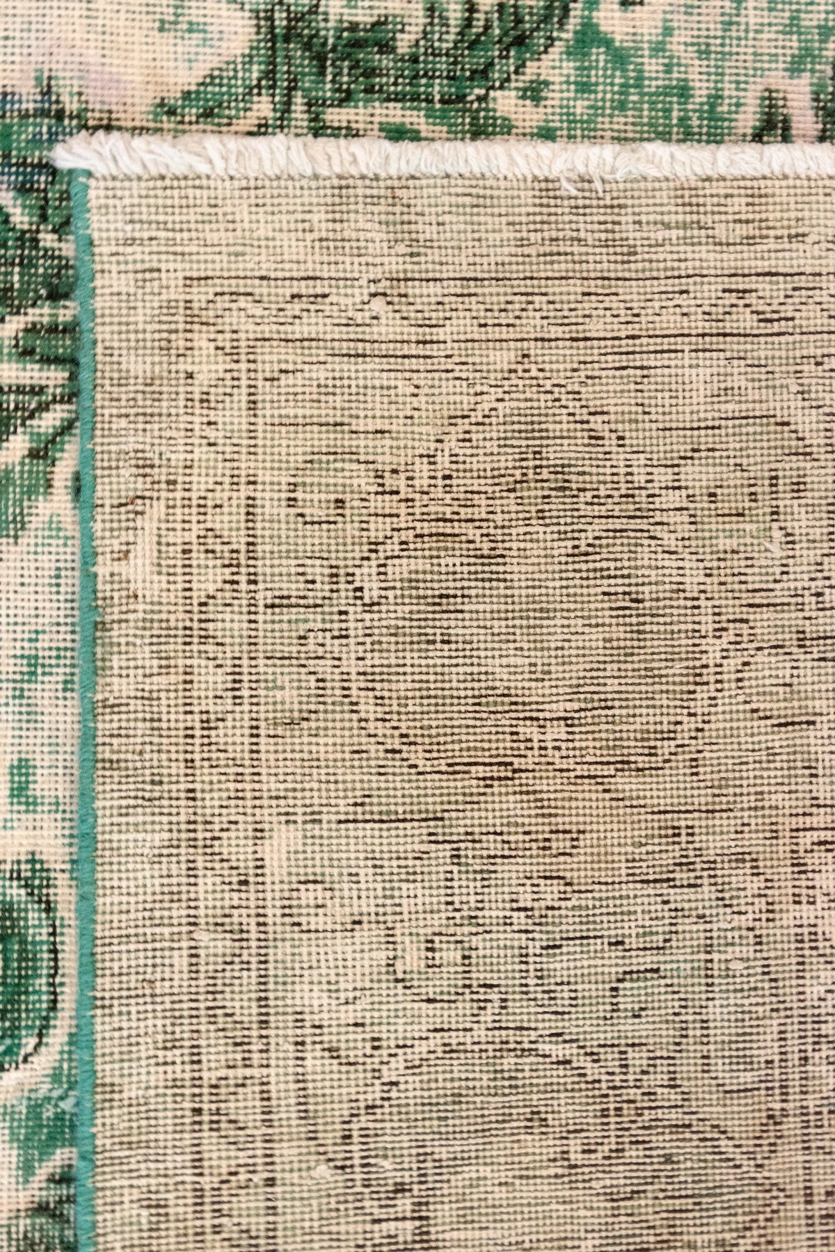 400 x 285 Vintage Royal