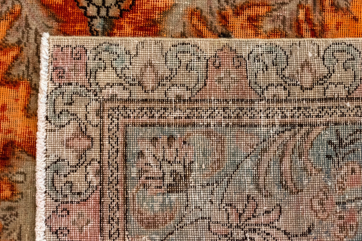 325 x 235 Vintage Royal
