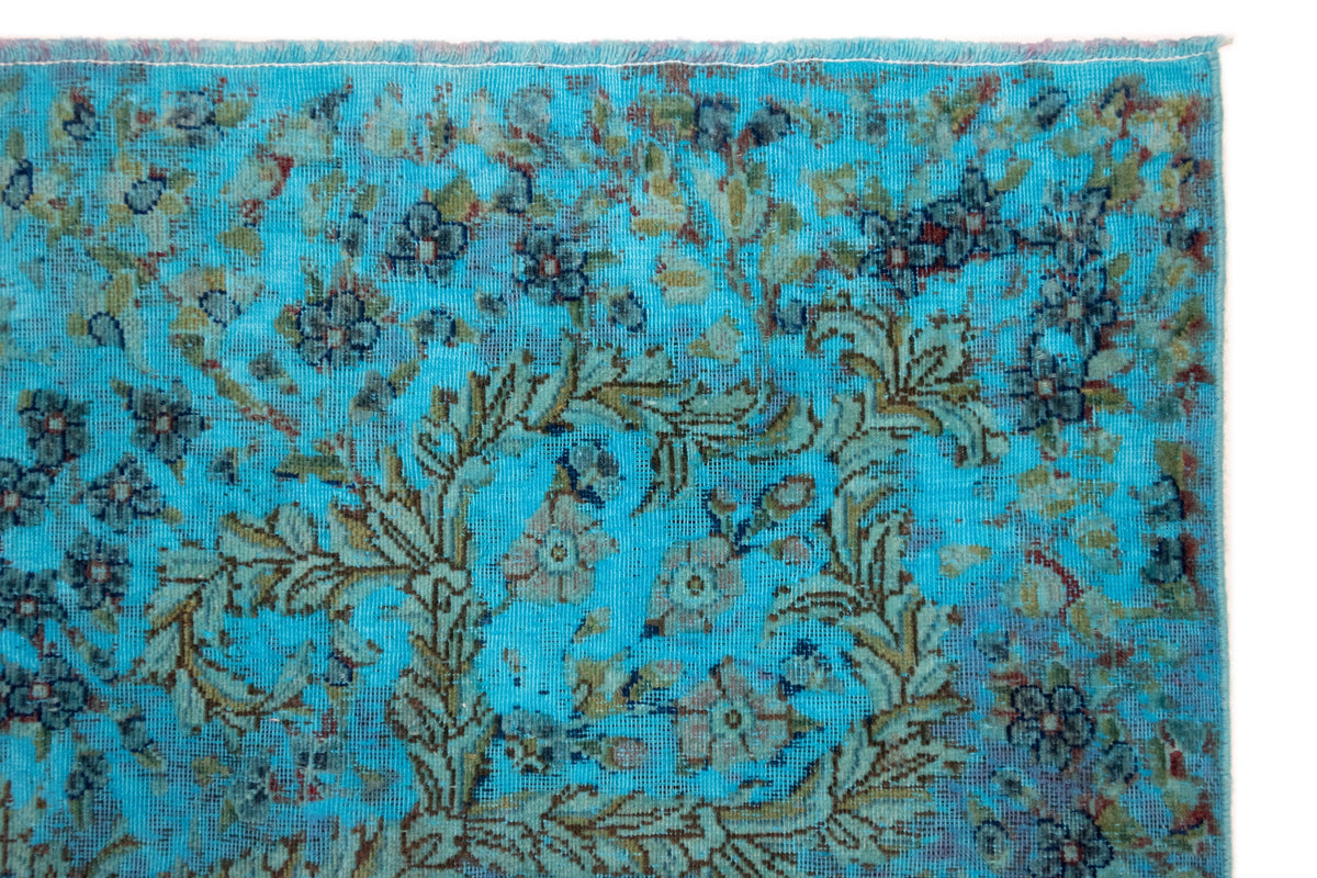 375 x 286 Vintage Royal