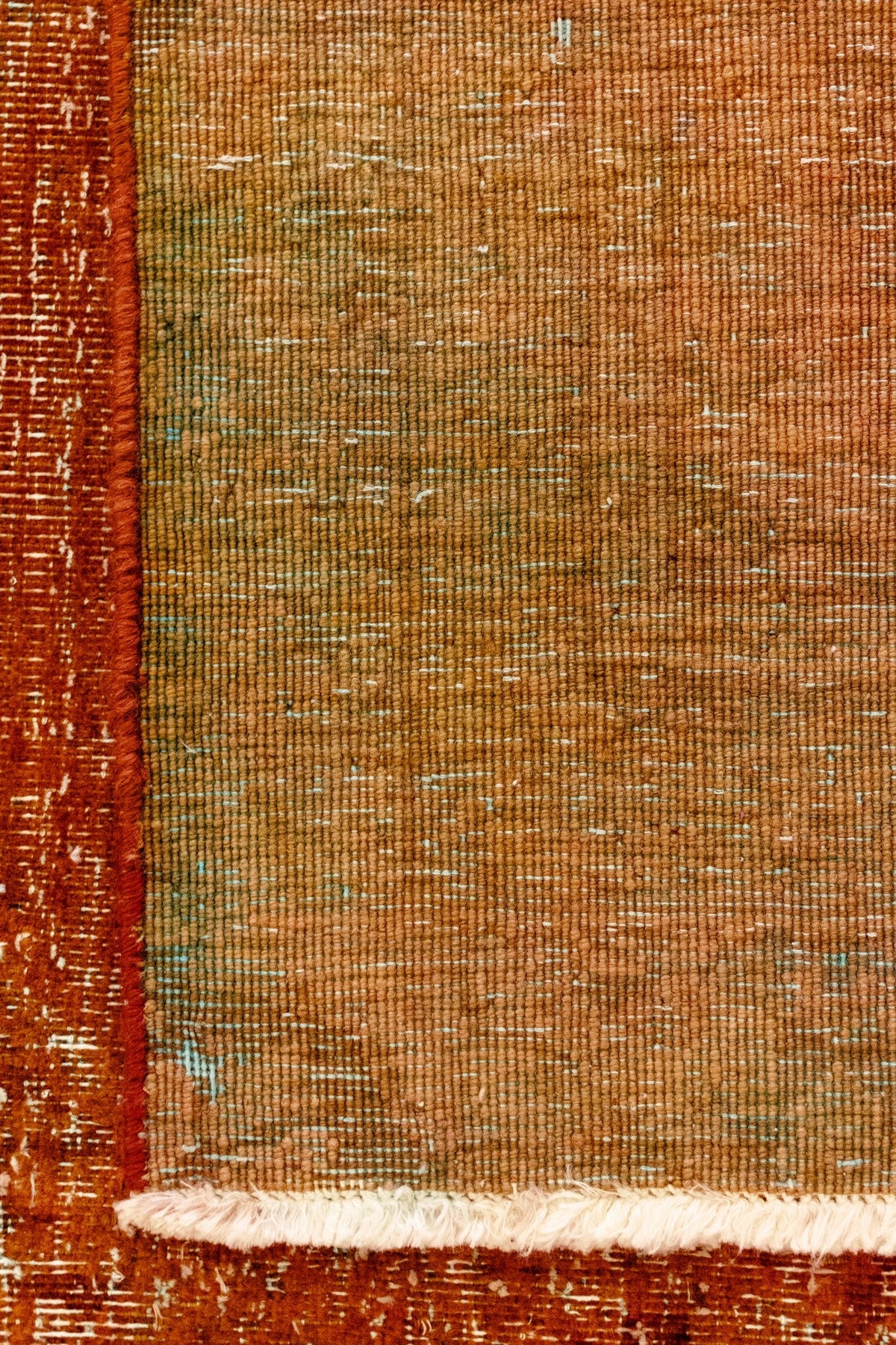 326 x 235 Vintage Royal