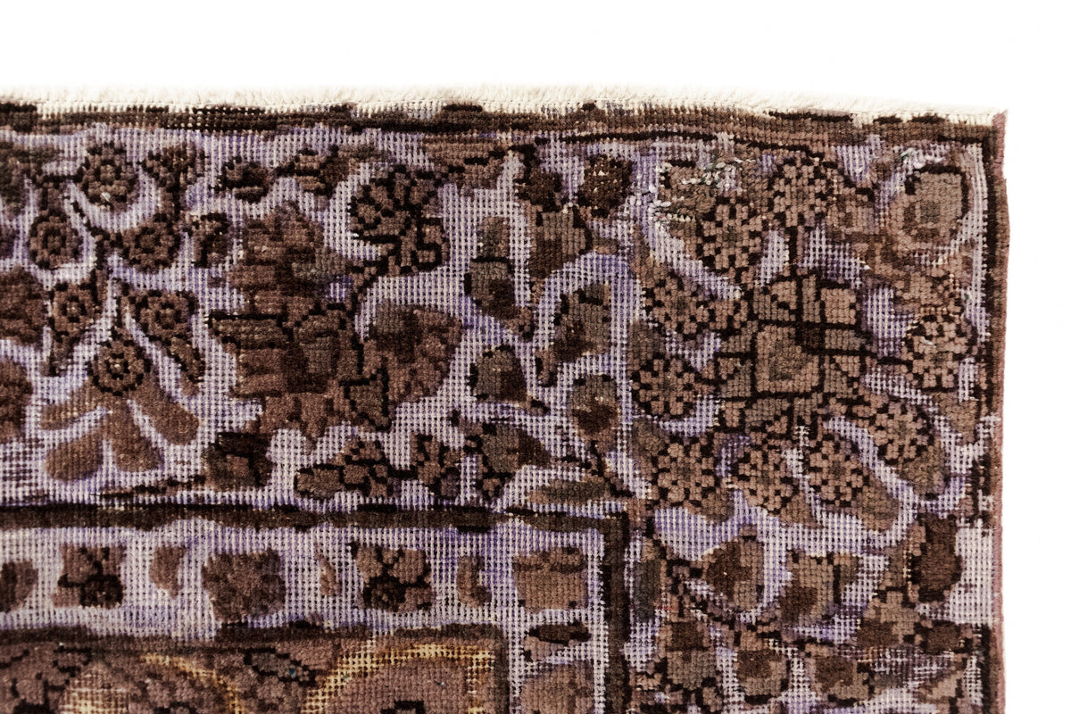 293 x 191 Vintage Royal