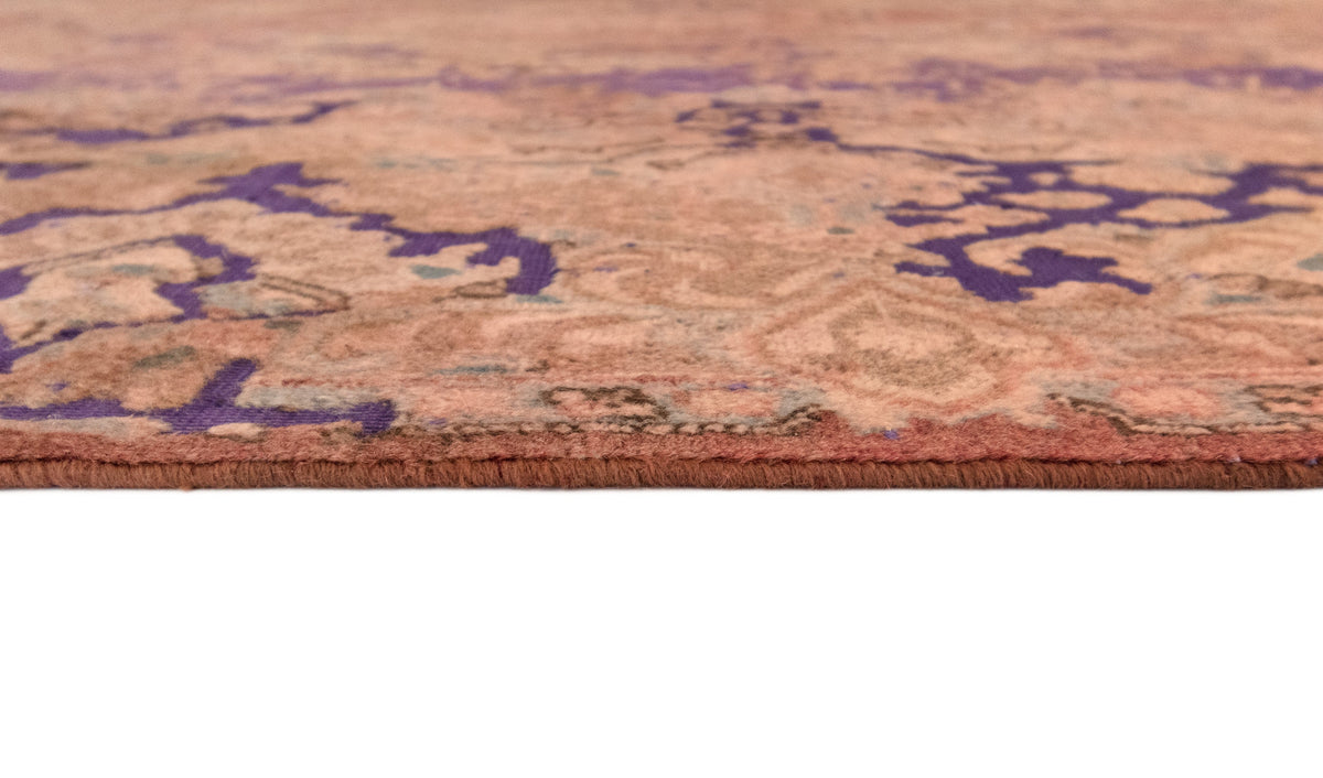 390 x 287 Vintage Royal