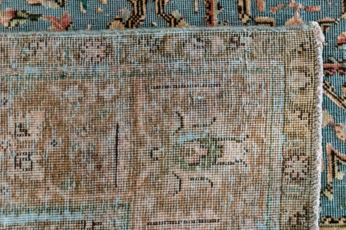 283 x 191 Vintage Royal