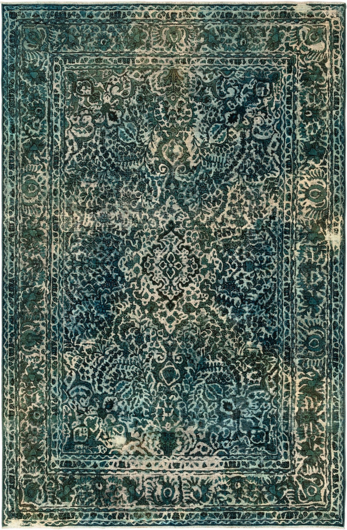 290 x 191 Vintage Royal