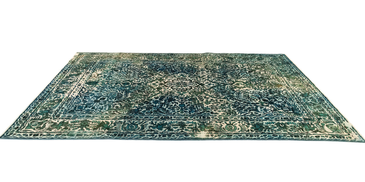 290 x 191 Vintage Royal