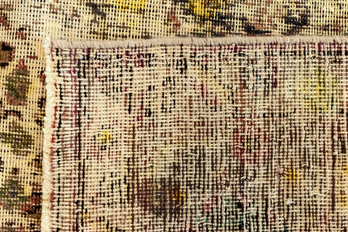 285 x 196 Vintage Royal