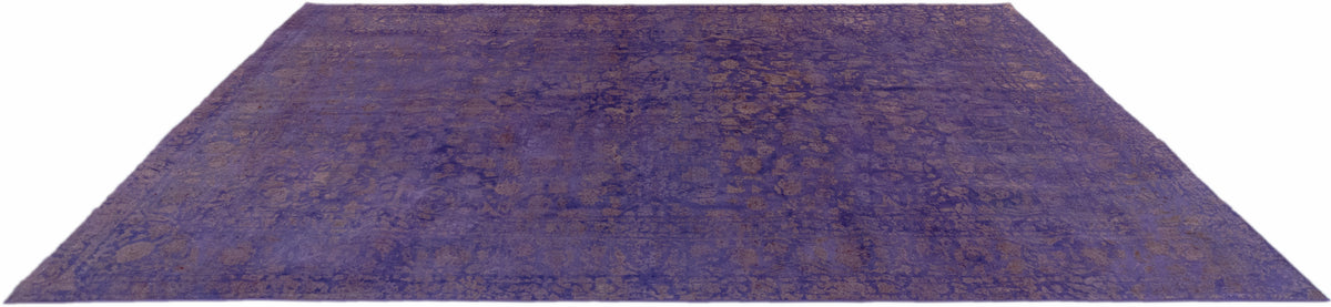 255x367 Vintage Royal