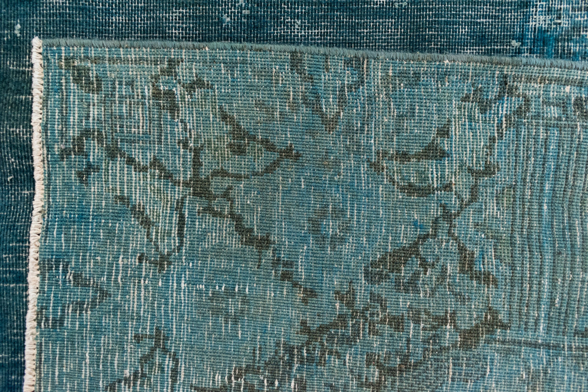 388 x 274 Vintage Royal