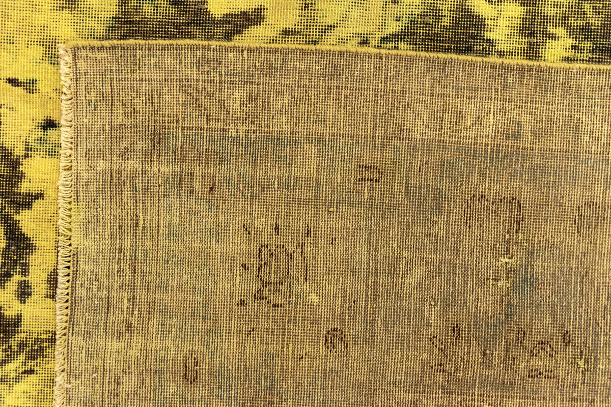 378 x 253 Vintage Royal