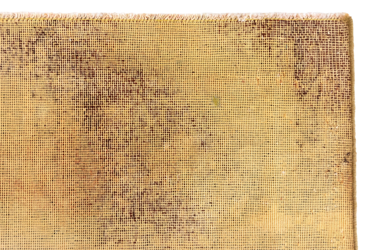 330 x 291 Vintage Royal