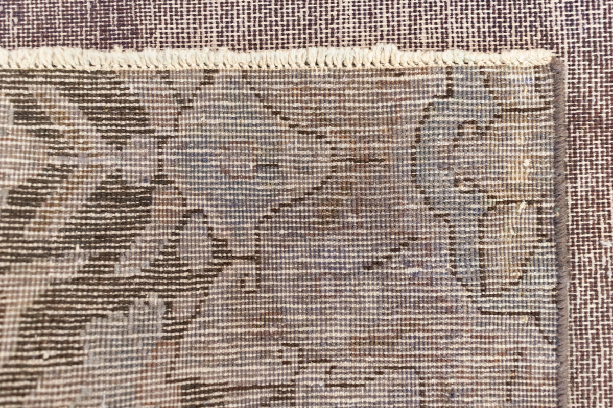 159 x 84 Vintage Royal