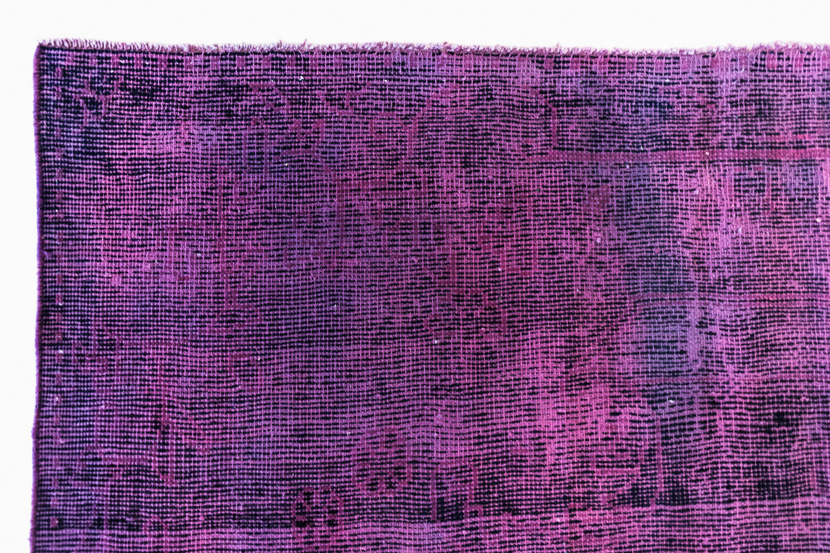 295 x 207 Vintage Royal