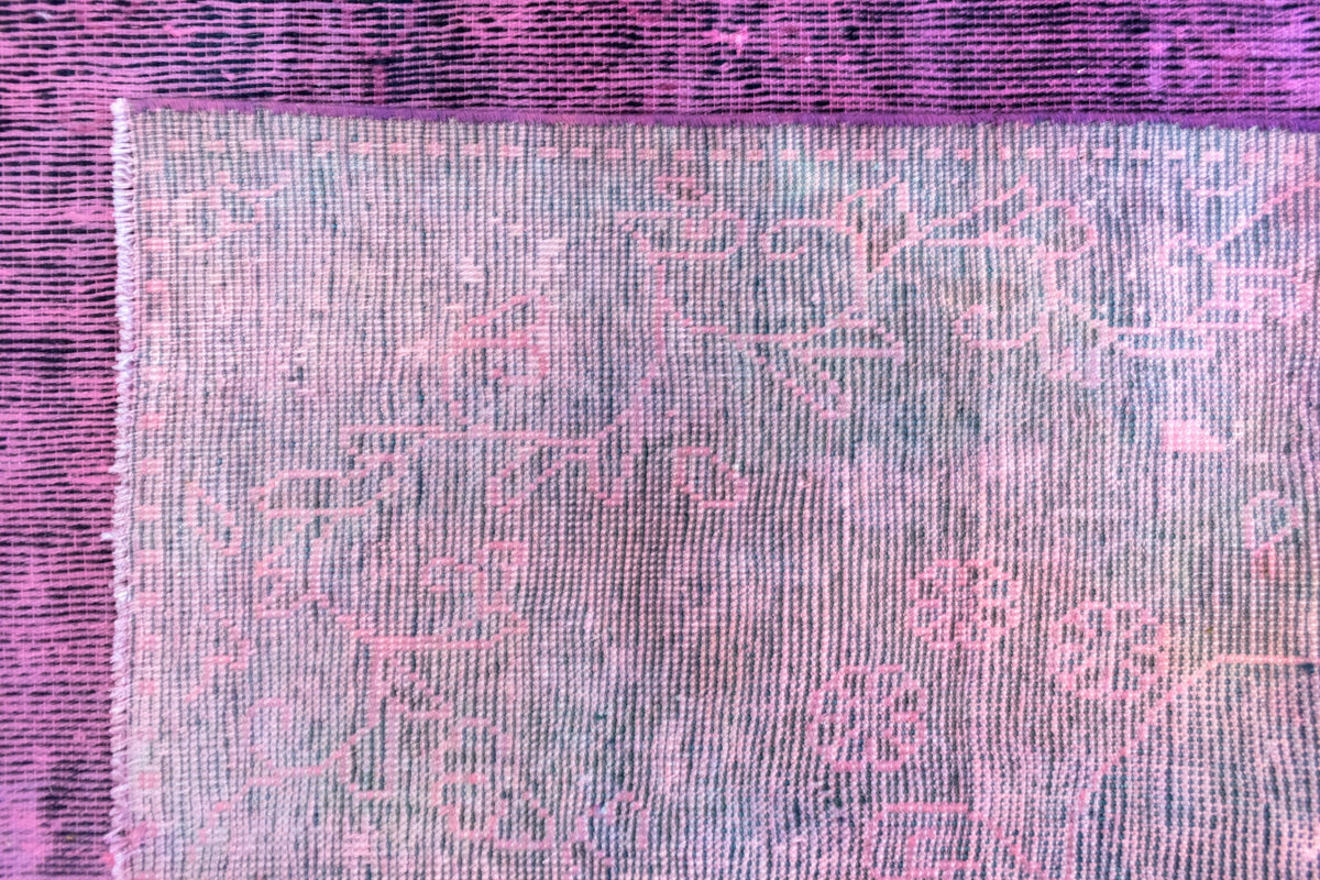 295 x 207 Vintage Royal