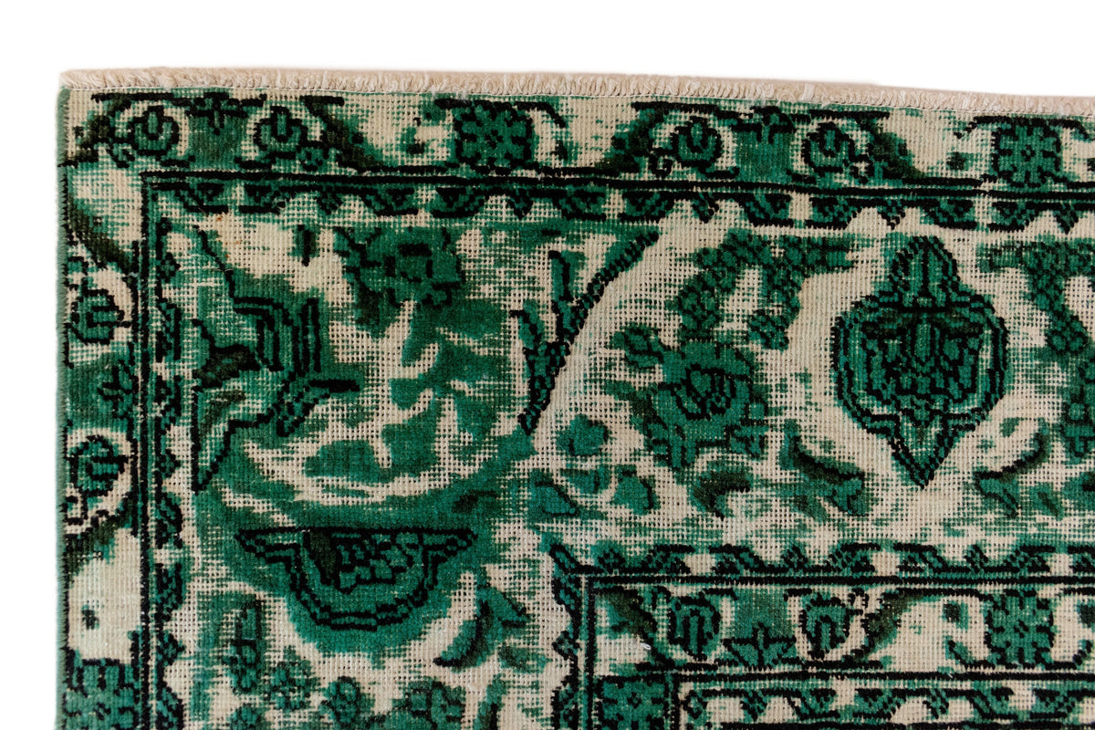 392 x 287 Vintage Royal