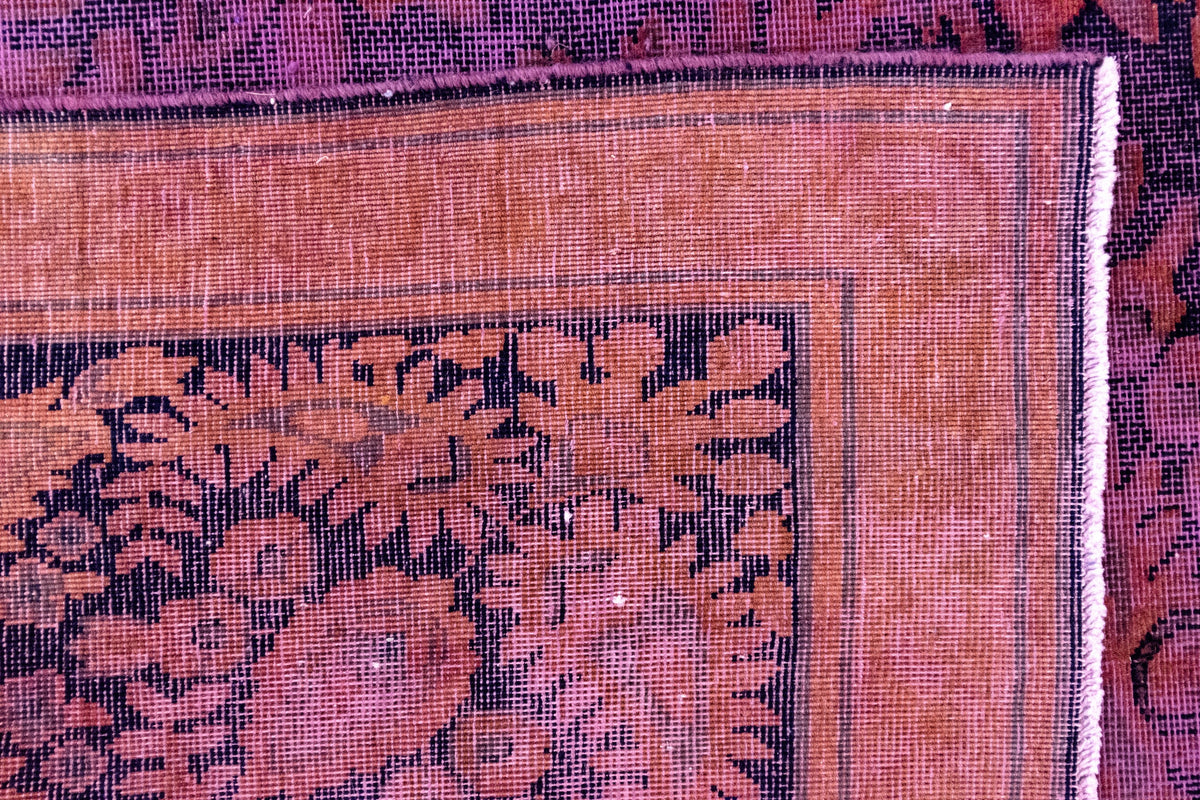 387 x 297 Vintage Royal