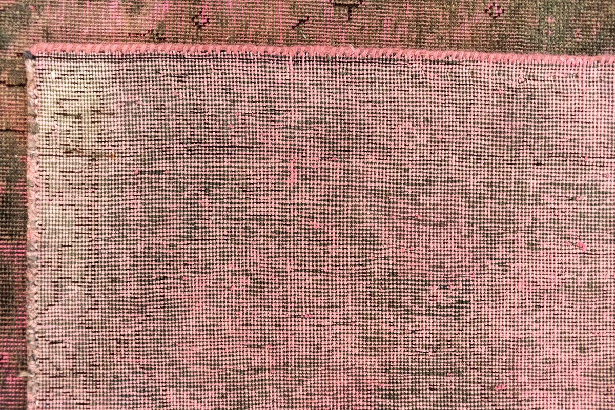 288 x 194 Vintage Royal