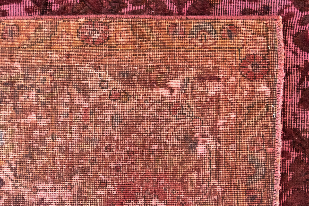 382 x 286 Vintage Royal