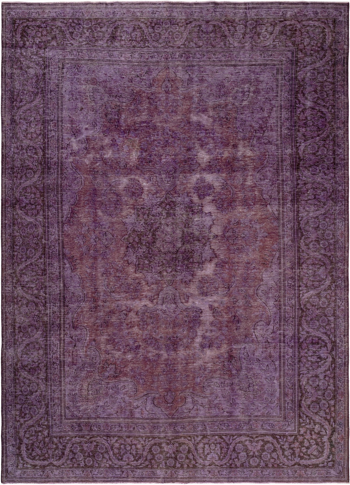 329 x 234 Vintage Royal