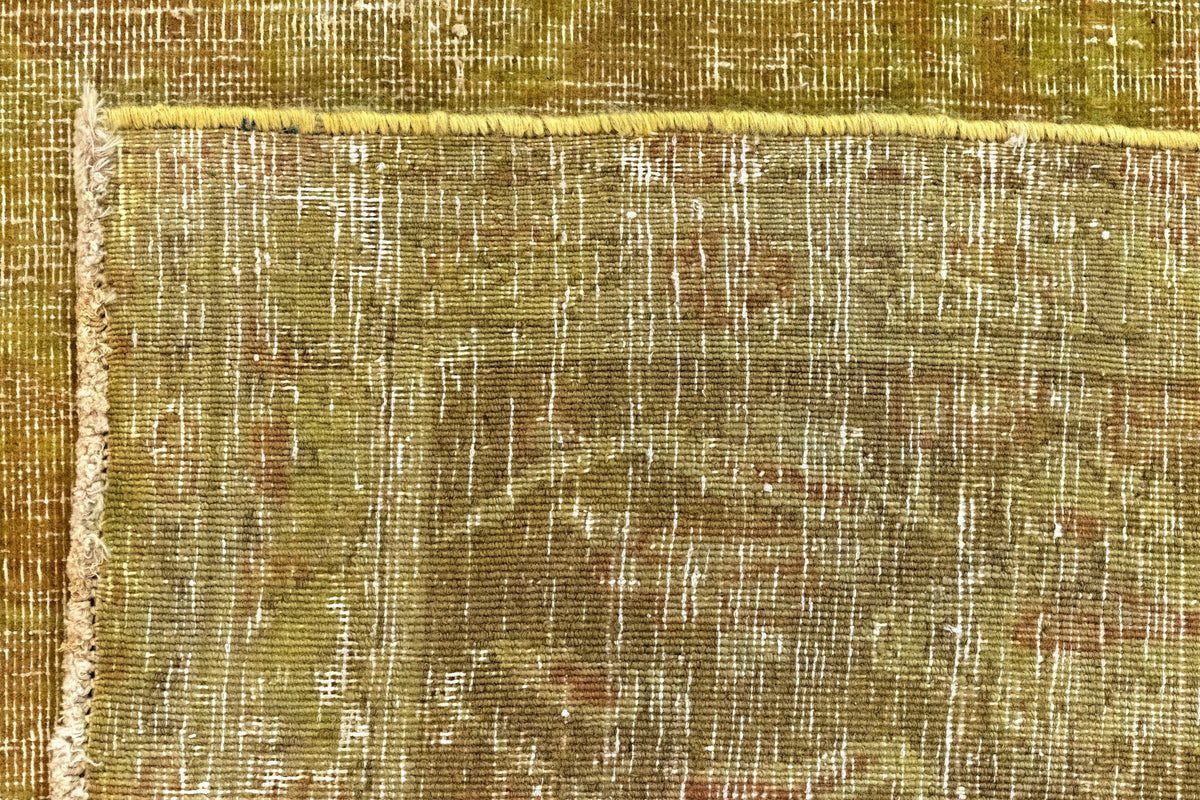 362 x 220 Vintage Royal