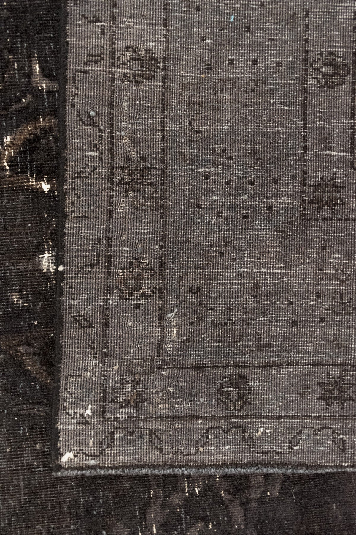 287 x 188 Vintage Royal