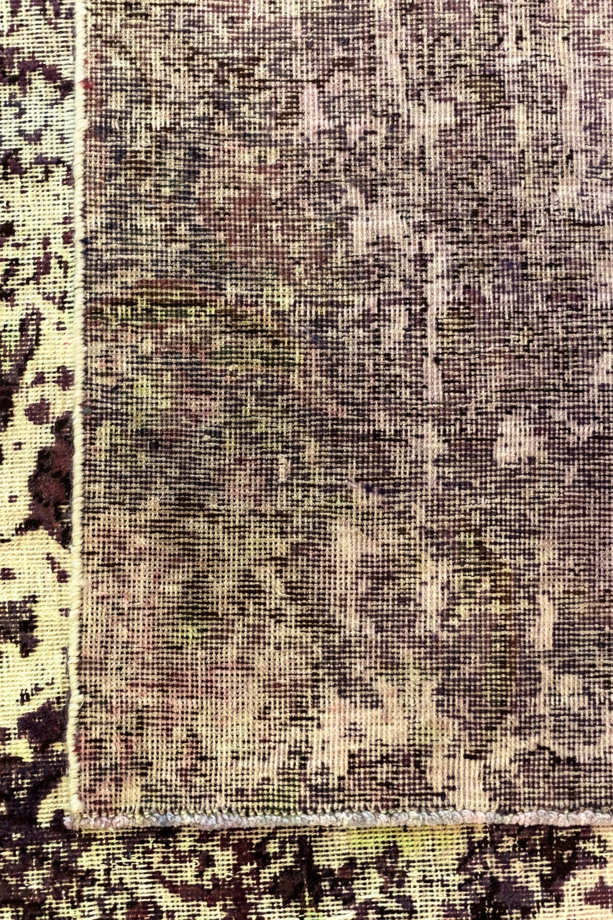 247x352 Vintage Royal
