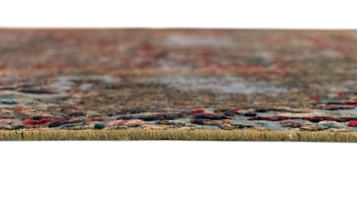 300 x 194 Vintage Royal