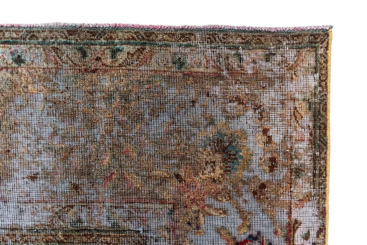 300 x 194 Vintage Royal