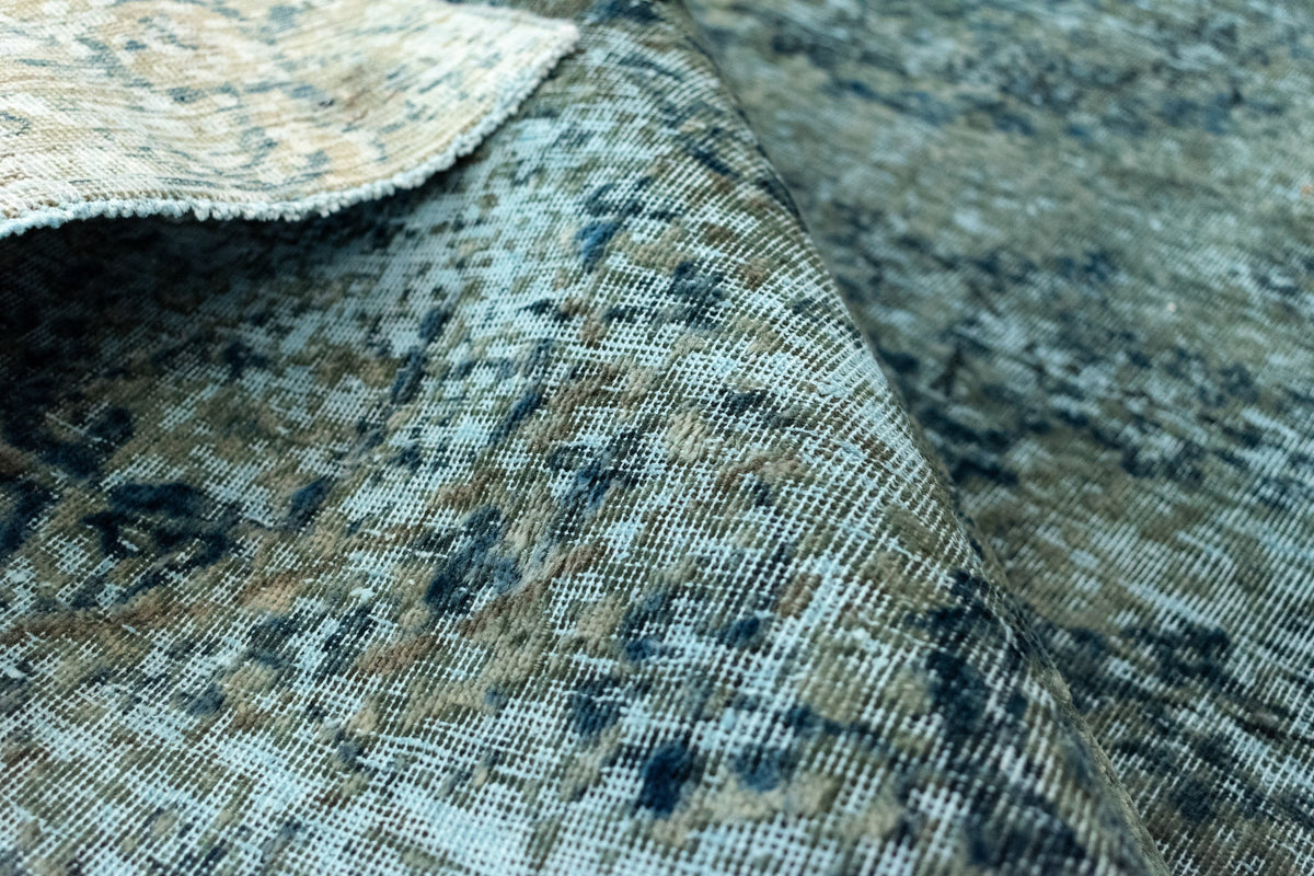 376 x 277 Vintage Royal